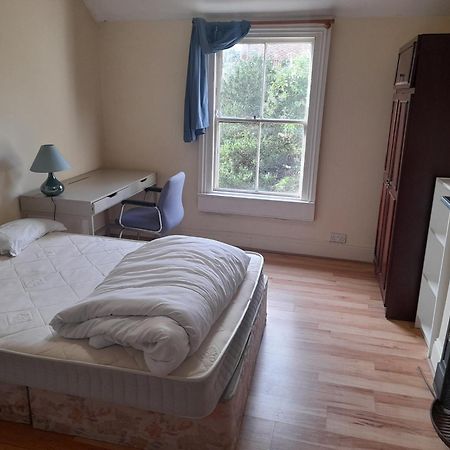 Annesley Park-Homestay Ap Dublin Bagian luar foto