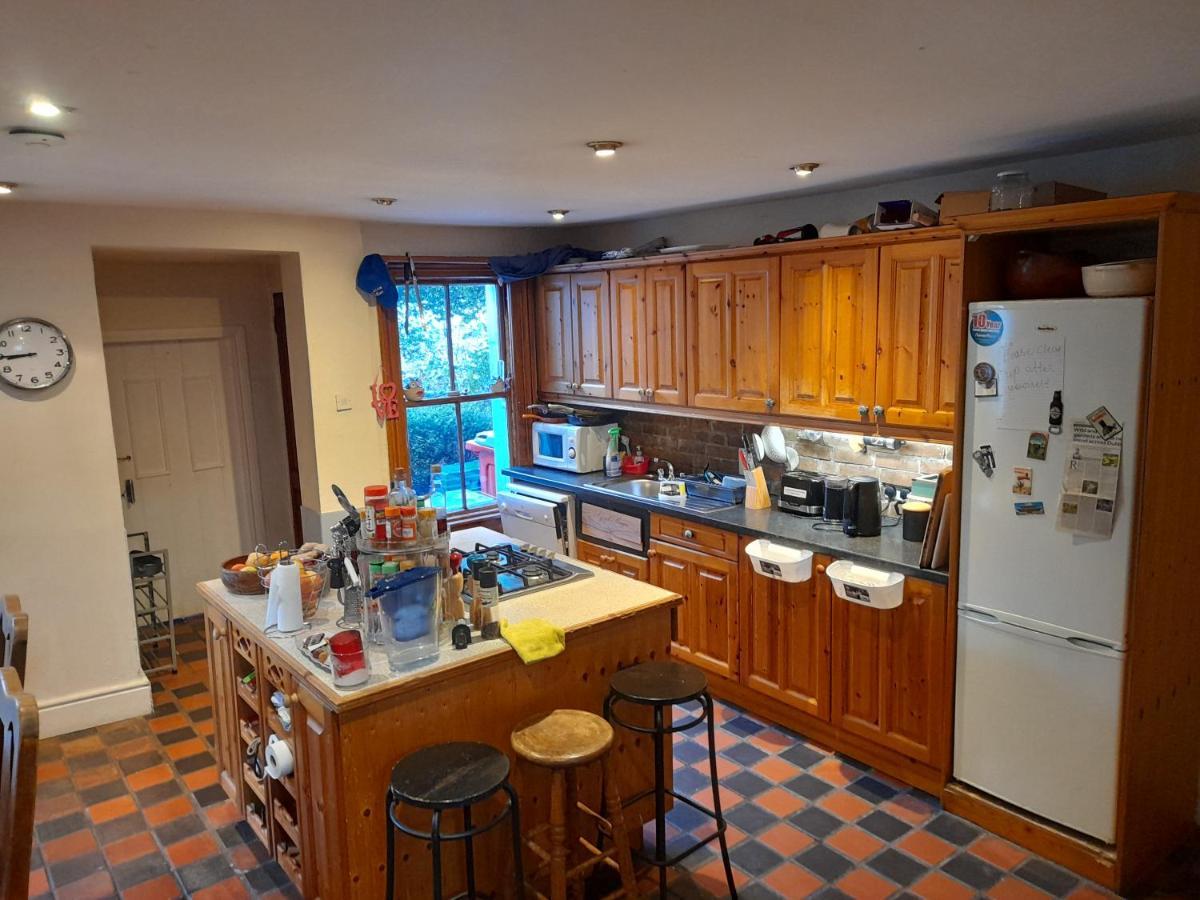 Annesley Park-Homestay Ap Dublin Bagian luar foto