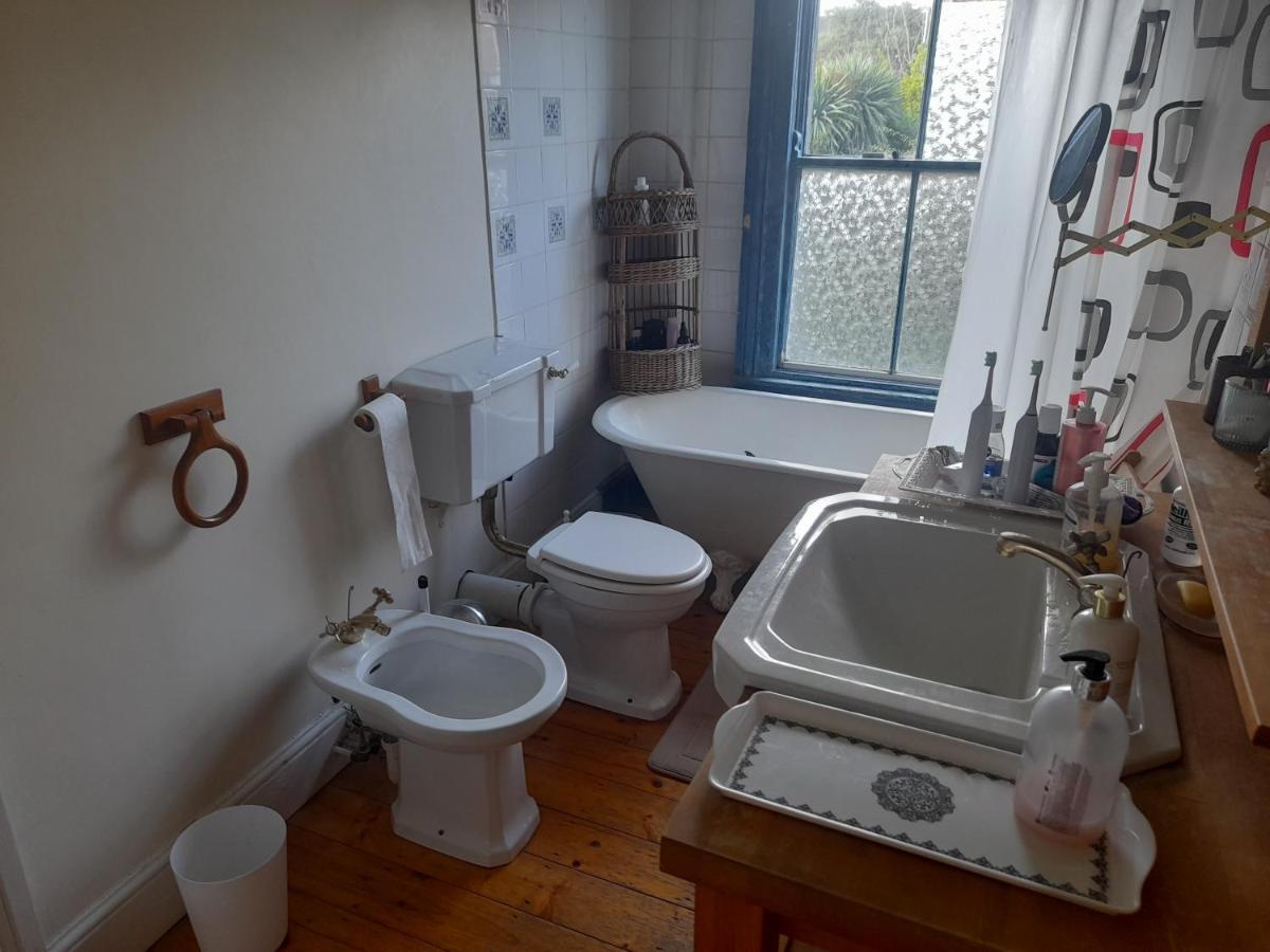 Annesley Park-Homestay Ap Dublin Bagian luar foto