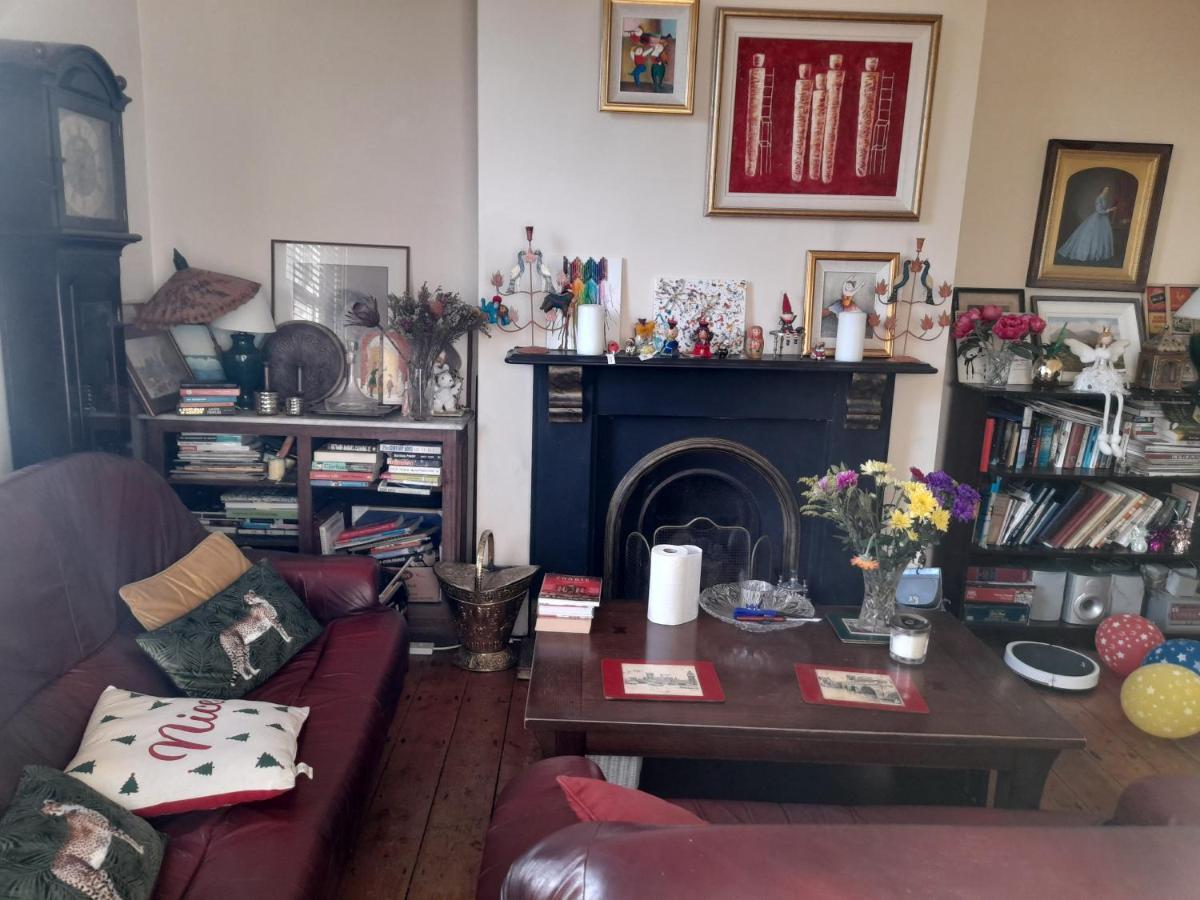 Annesley Park-Homestay Ap Dublin Bagian luar foto