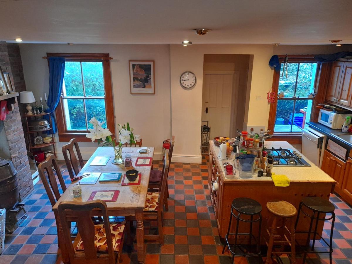 Annesley Park-Homestay Ap Dublin Bagian luar foto