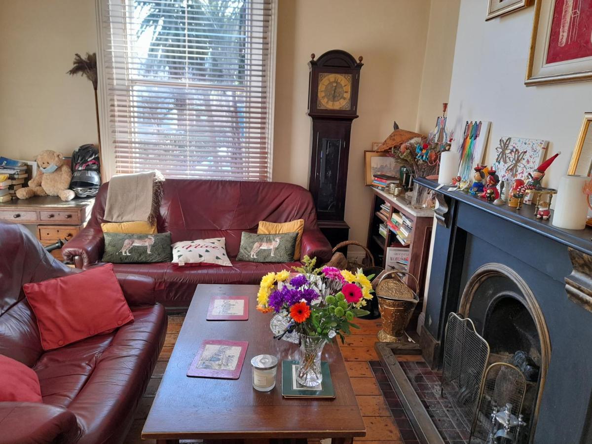 Annesley Park-Homestay Ap Dublin Bagian luar foto