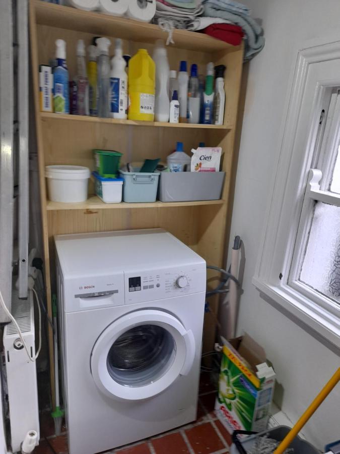 Annesley Park-Homestay Ap Dublin Bagian luar foto